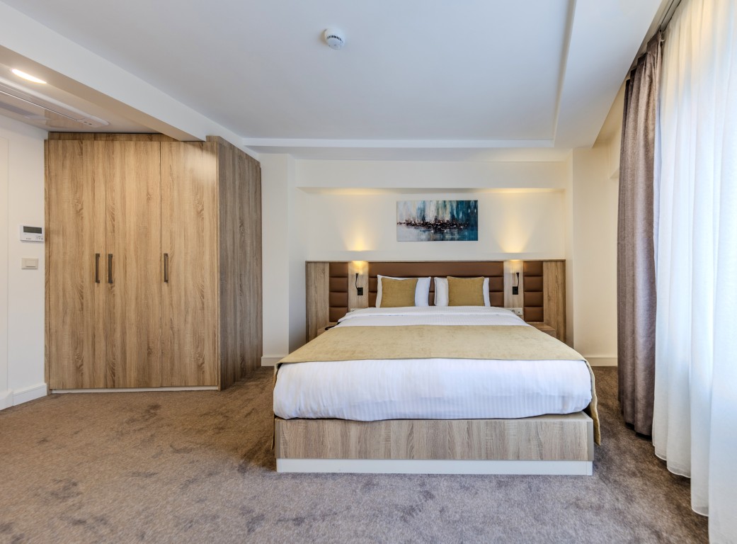 Corner Deluxe Room 1+1